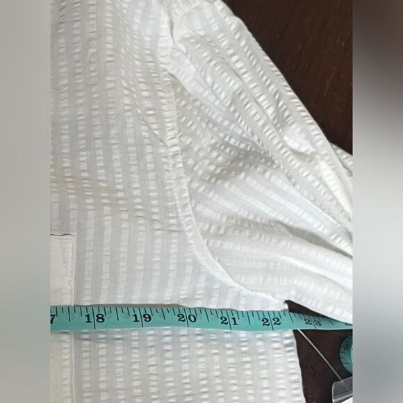 NWT Maternity White Woven Texture Shirt Blouse Top Sz Small (4-6) - Picture 5 of 7